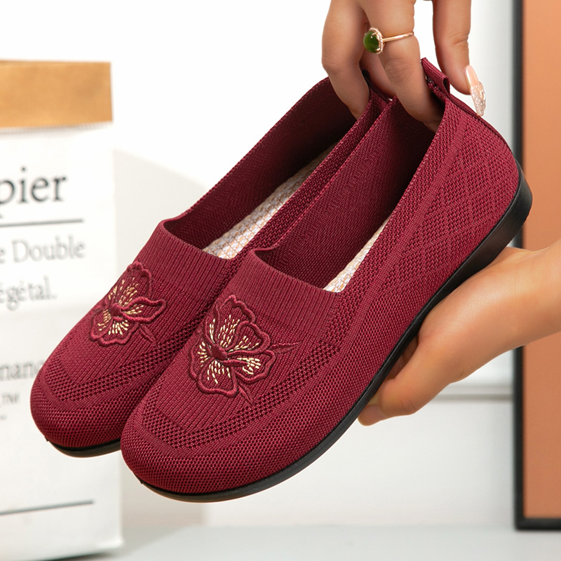 女性用、編み込みデザインのローファー、花柄刺繍、フラットシュ - Embellish Knit のレビューと価格