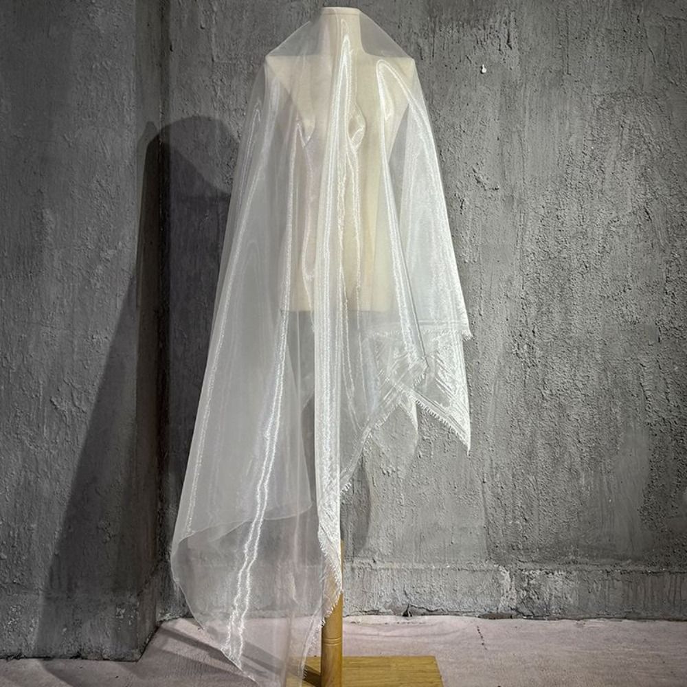 光沢のあるクリスタルオーガンザ生地、半透明のリキッドシャイン - Crystal Mesh Fabric のレビューと価格