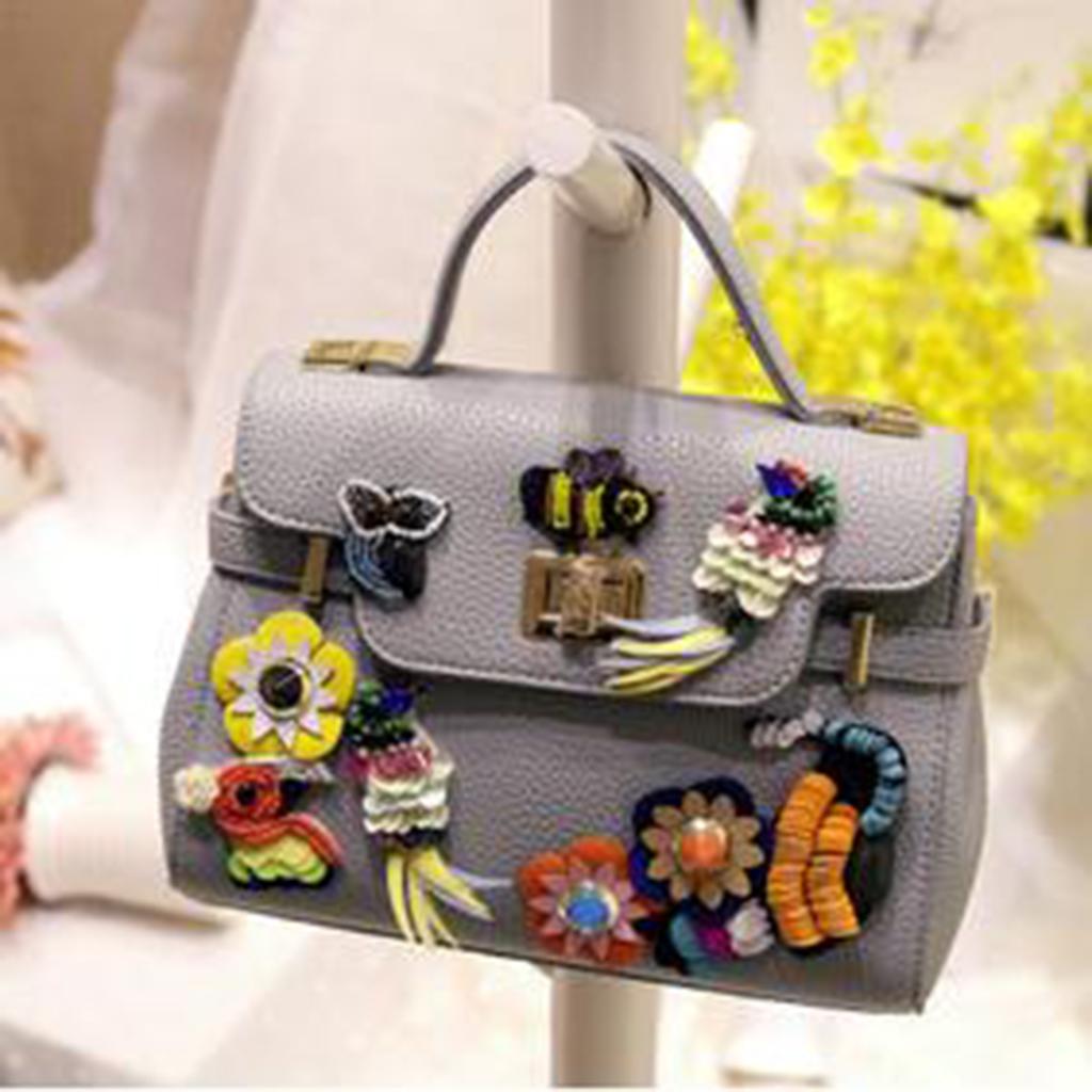 クリスタルビーズ製の五芒星型ワッペン。縫い付けたり、アイロン - Embellishment Glue Craft のレビューと価格